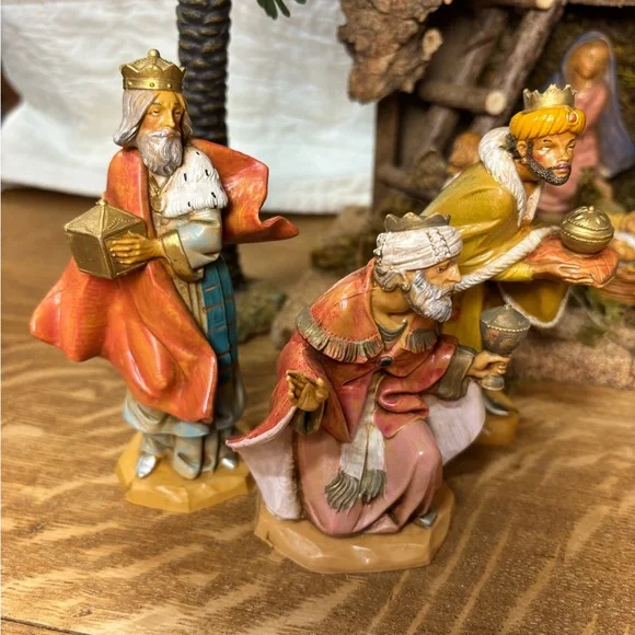 2008 Roman Fontanini 5” Nativity Set with original boxes. - Picture 4 of 7